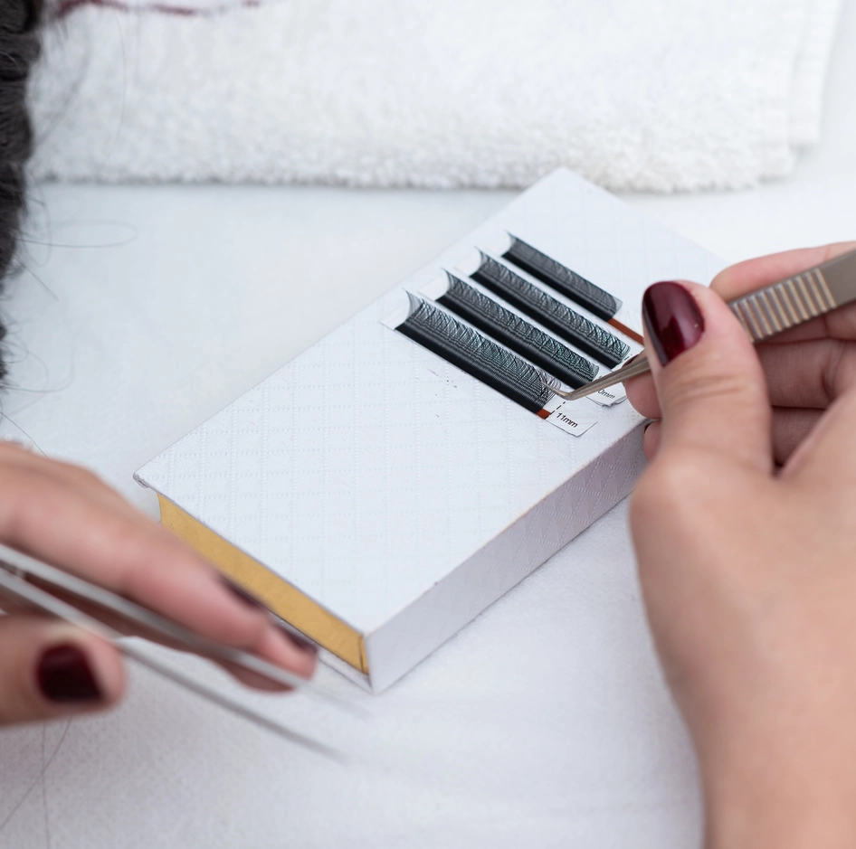 Alongamento de Cílios Clínica de Estética BH